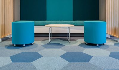 Lycée Voltaire redo för det nya läsåret tack vare Dickson Woven Flooring