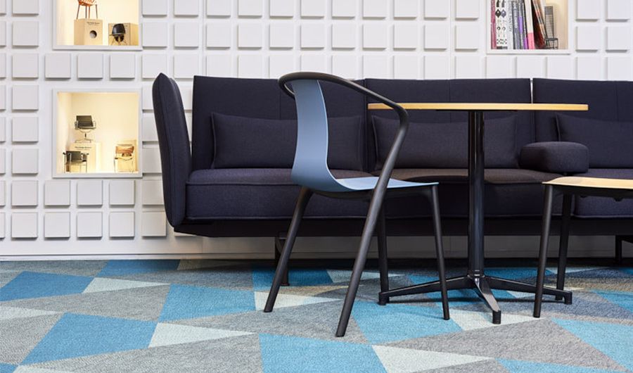 Instaldeco covers the floors of its showroom with our Mirage products