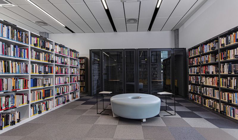 'W PULAWACH' municipal library