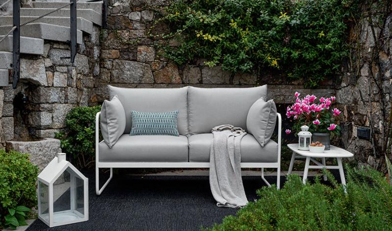 Designer outdoor furniture - Connubia & Sunbrella