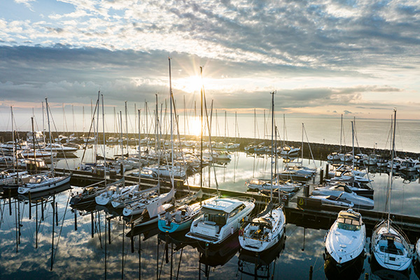 Sunbrella Marine Partner Sunbrella Marine Partner
