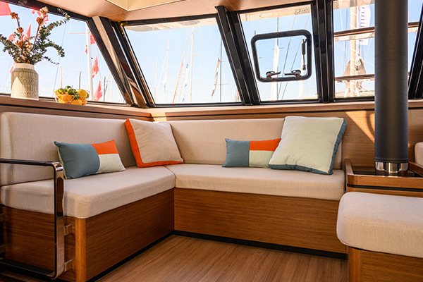 Sunbrella®: attractive, high-performance marine fabrics Sunbrella®: attractive, high-performance marine fabrics