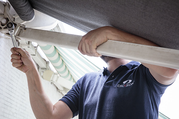 Damaged awning fabric: how to repair it? Damaged awning fabric: how to repair it?